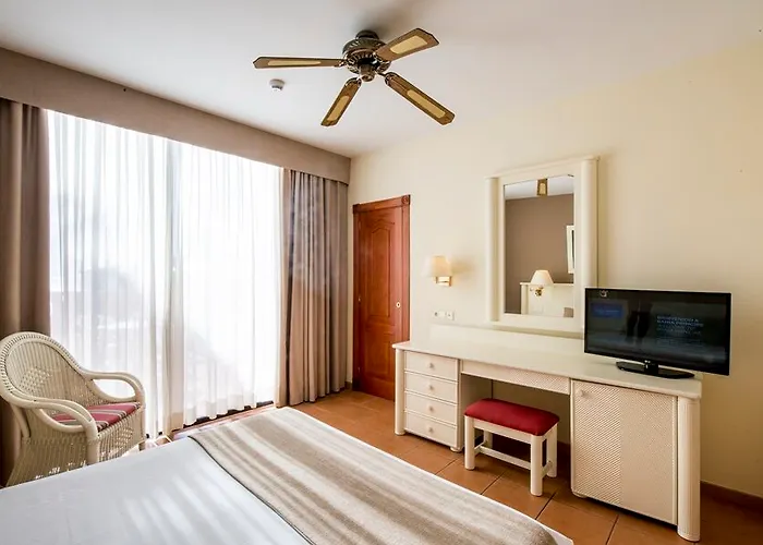 Bahia Principe Sunlight ホテル アデヘ