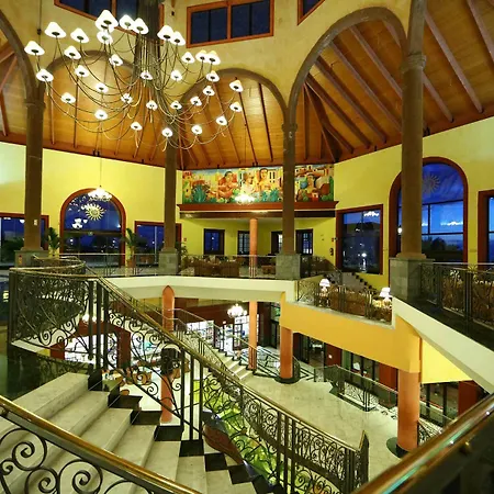 Hotel Bahia Principe Sunlight 4*